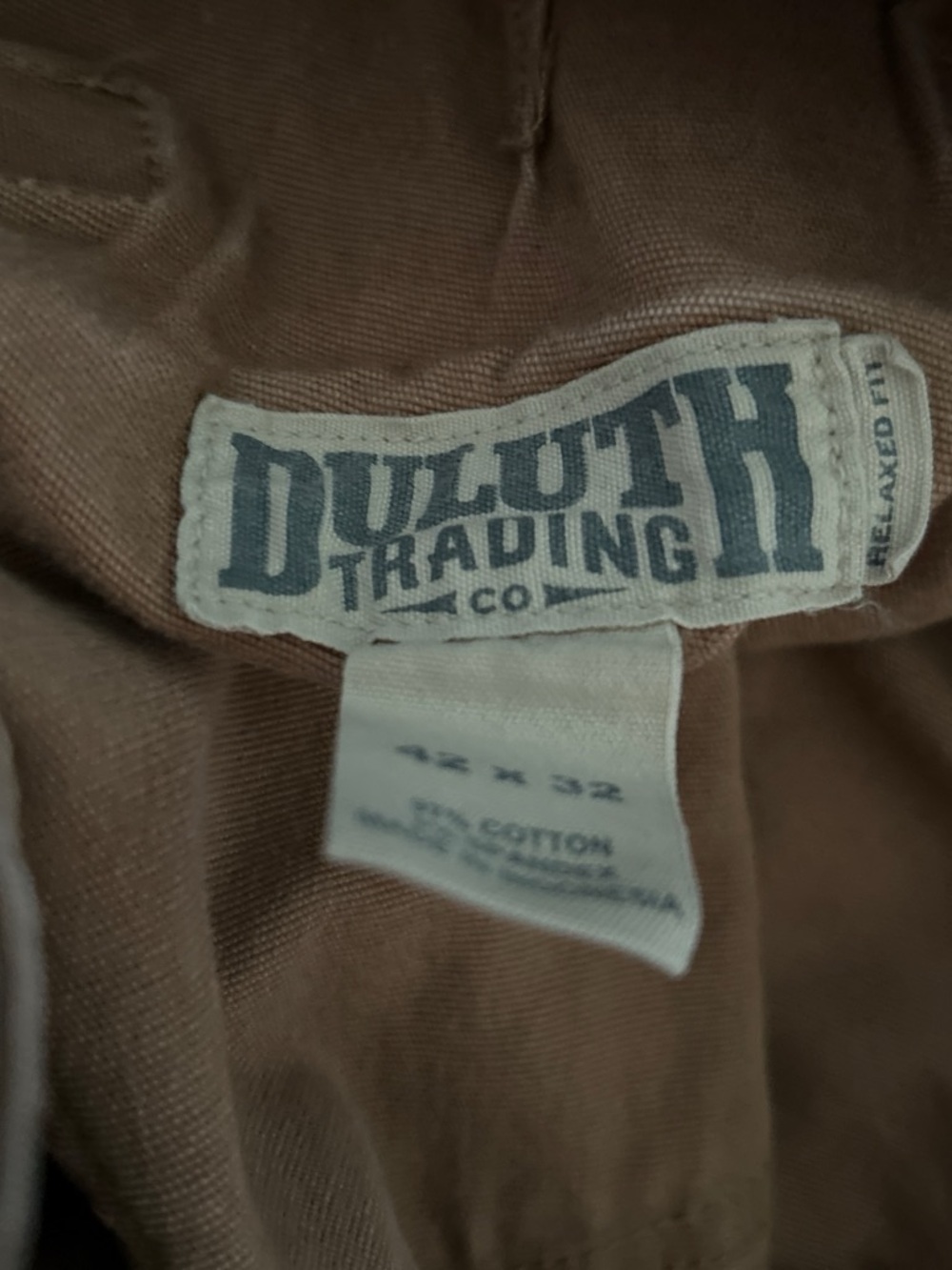 Duluth Trading Co Men's Cargo Pants in Dusty Tan - Picture 4 of 4